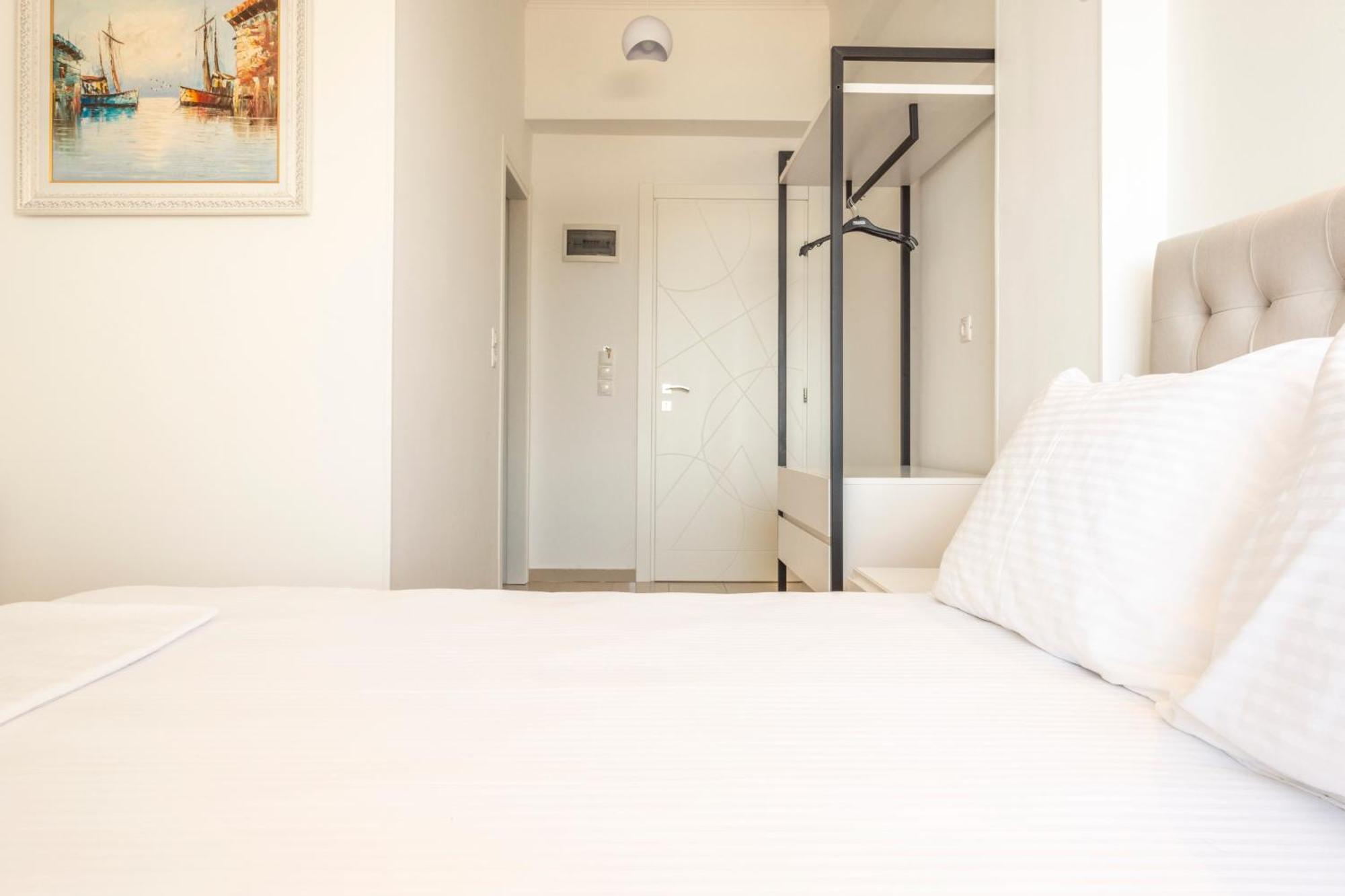 Ionio Rooms Himare Buitenkant foto