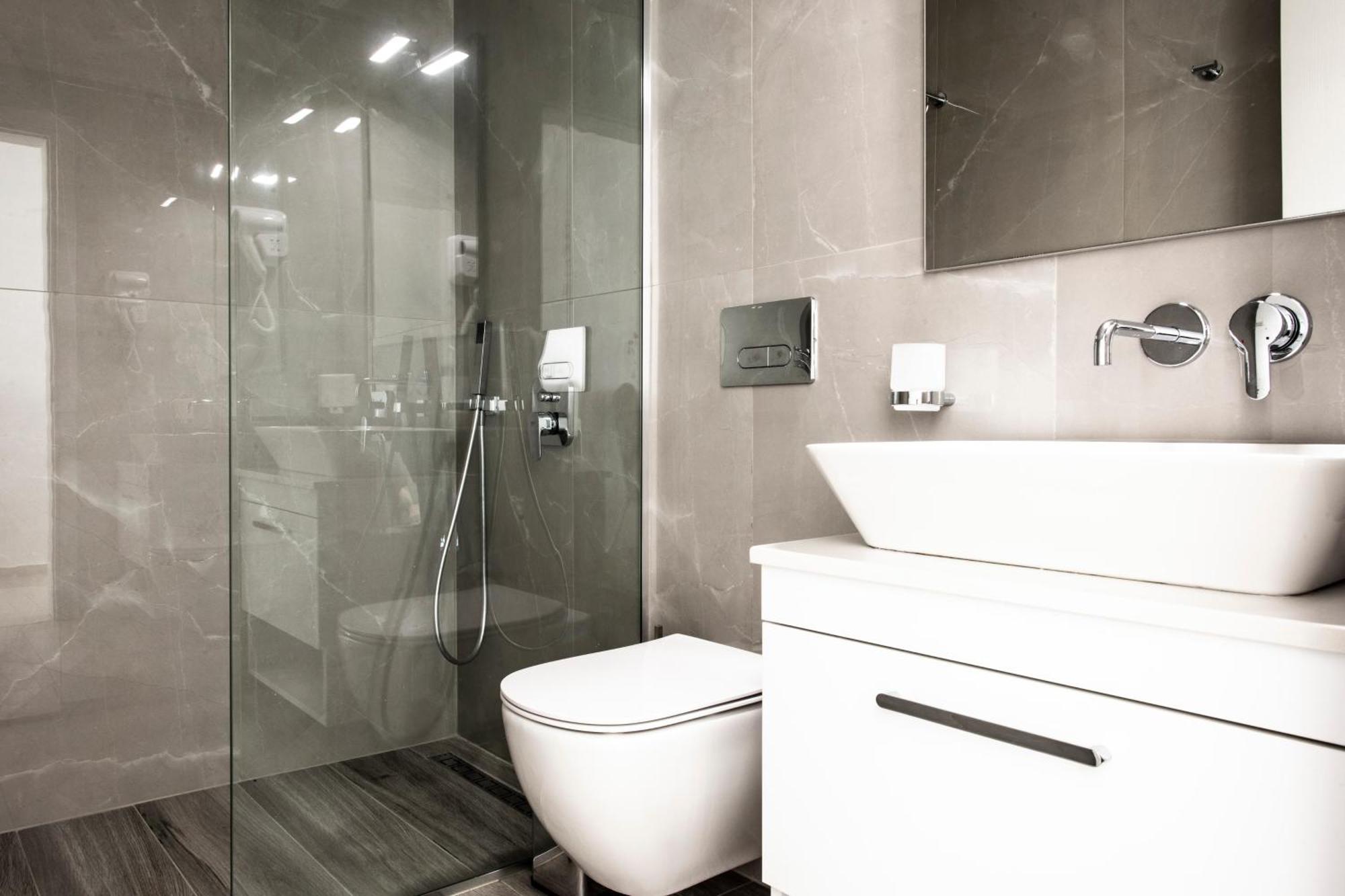 Ionio Rooms Himare Buitenkant foto
