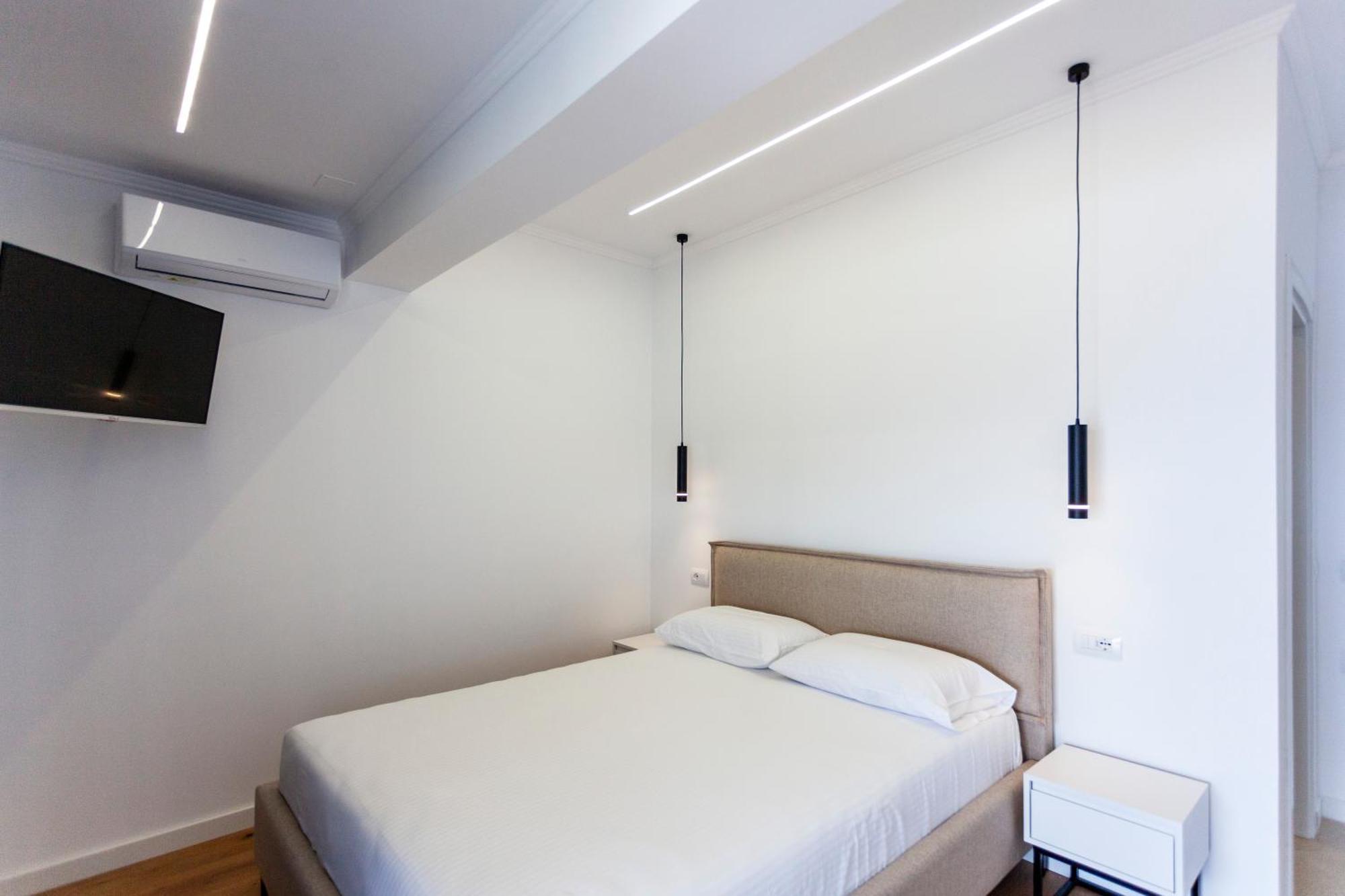 Ionio Rooms Himare Buitenkant foto