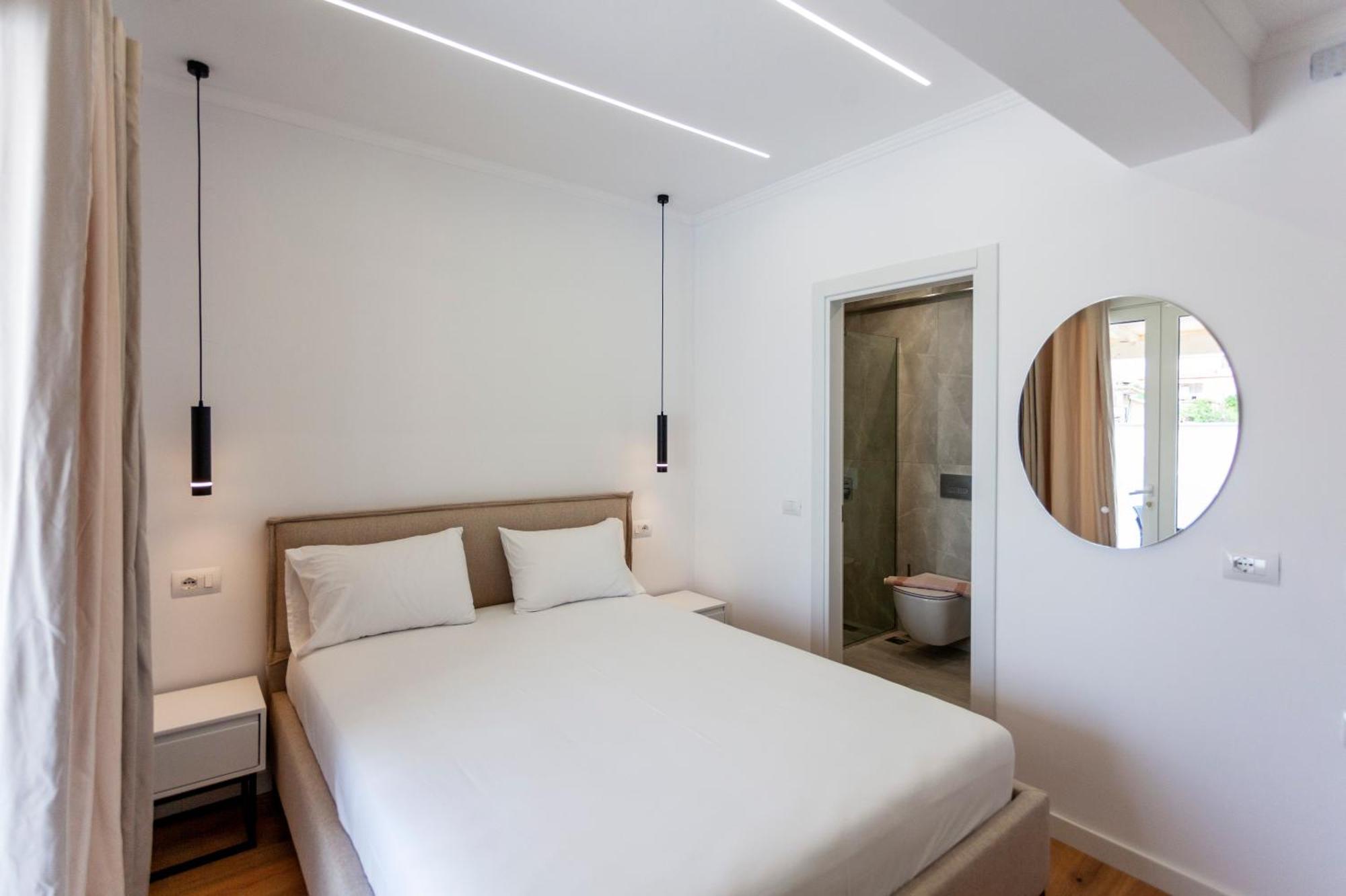 Ionio Rooms Himare Buitenkant foto