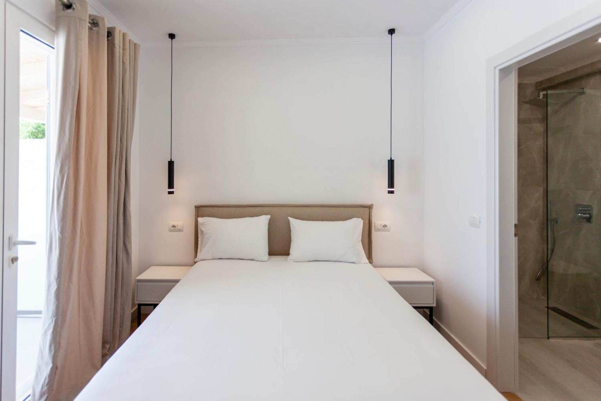 Ionio Rooms Himare Buitenkant foto