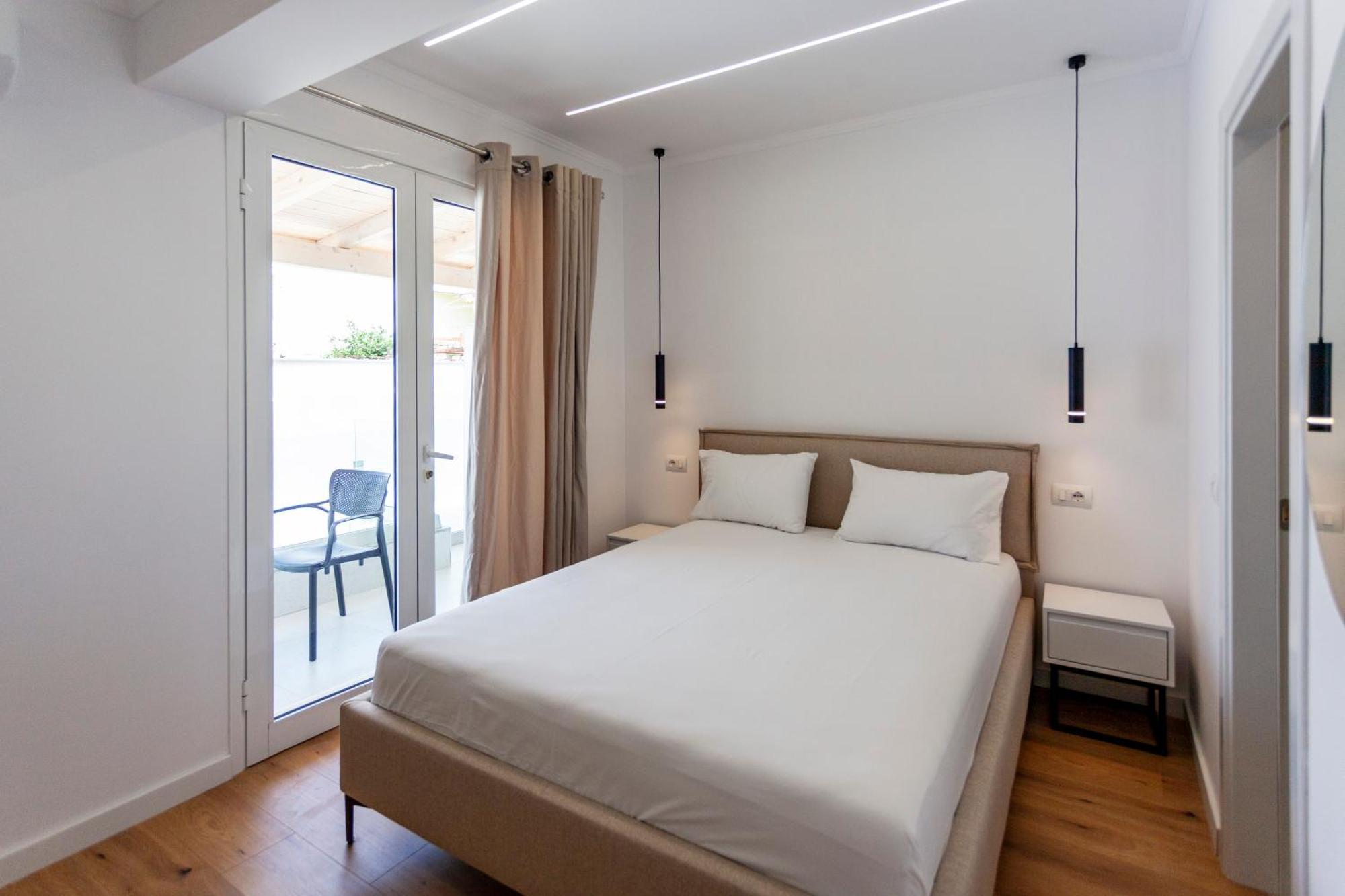 Ionio Rooms Himare Buitenkant foto