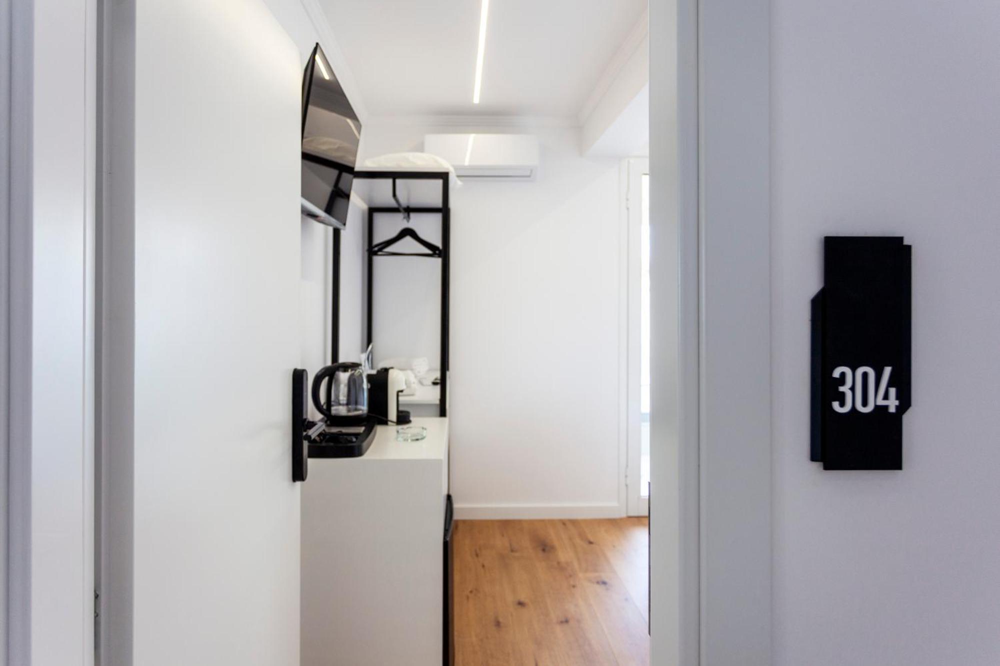 Ionio Rooms Himare Buitenkant foto