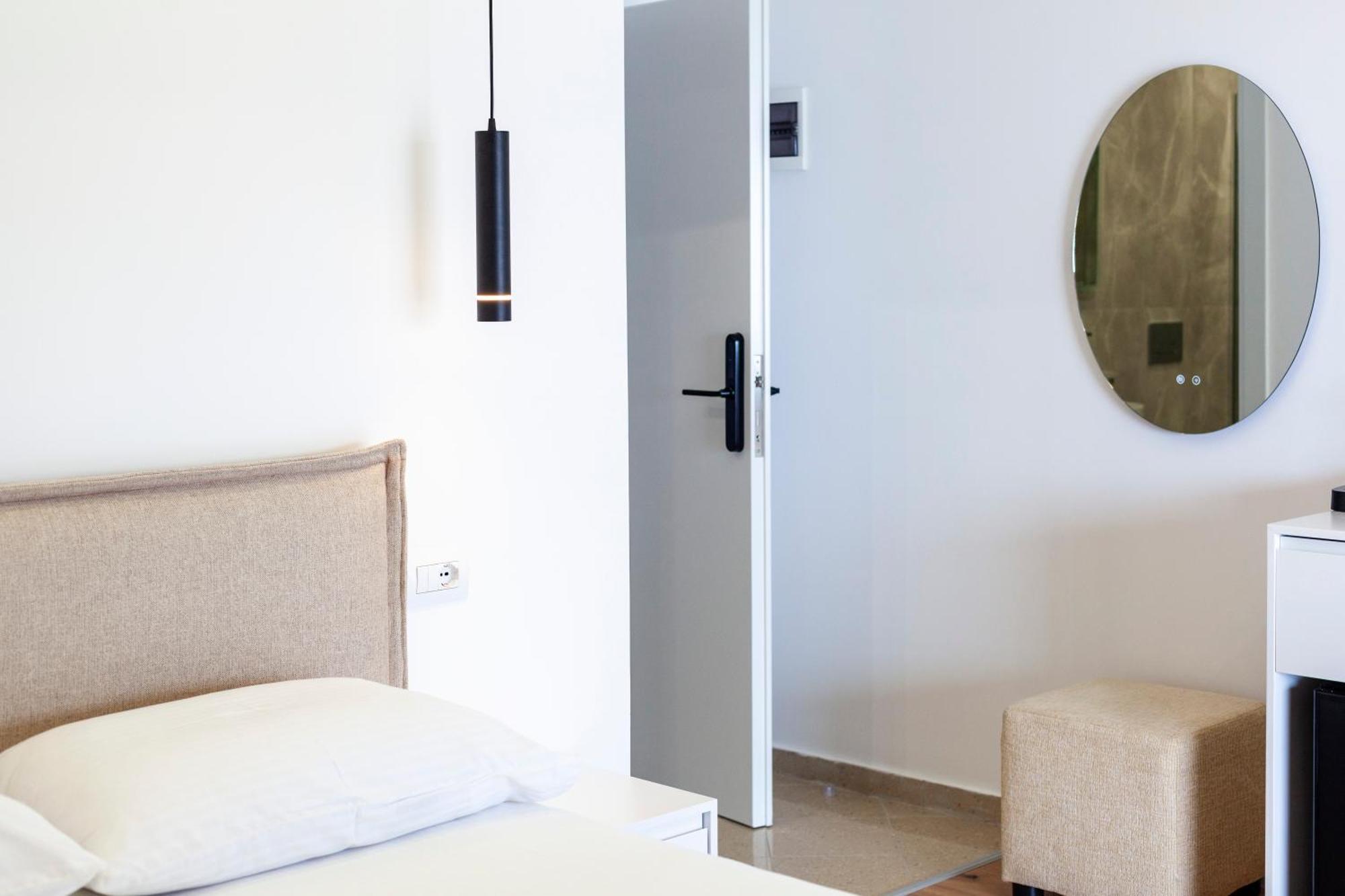 Ionio Rooms Himare Buitenkant foto